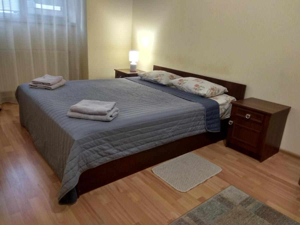 Apartments Domovik On Beregovskaya 3 Mukaçeve Dış mekan fotoğraf
