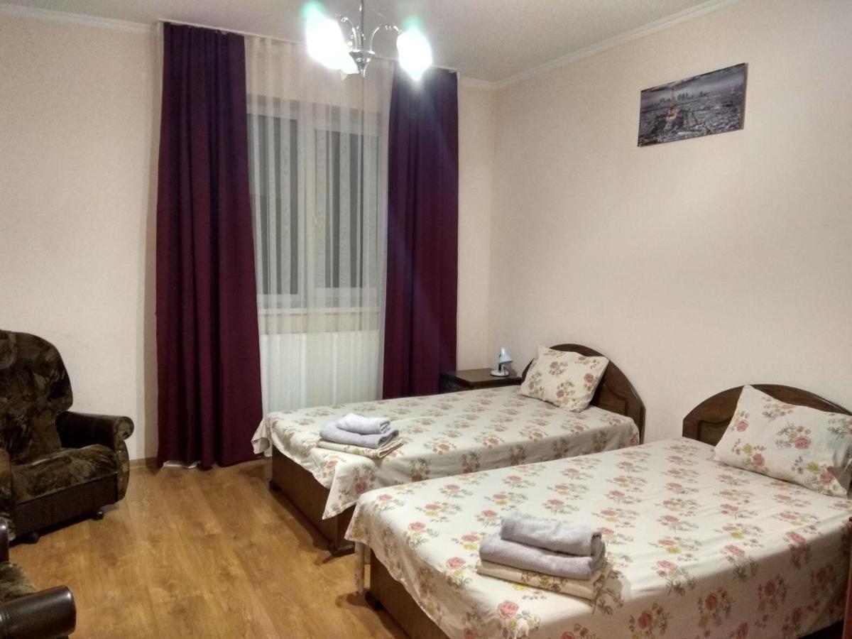 Apartments Domovik On Beregovskaya 3 Mukaçeve Dış mekan fotoğraf